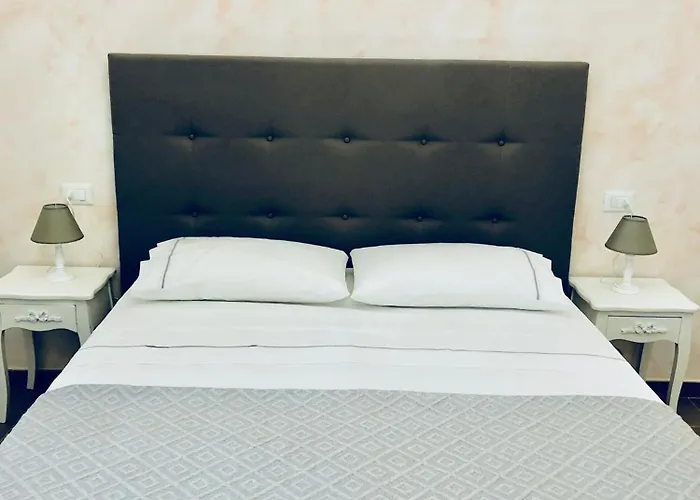 S.apollonia Trastevere *