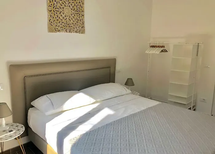 S.apollonia Trastevere 罗马