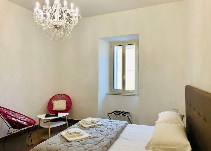 S.apollonia Trastevere *